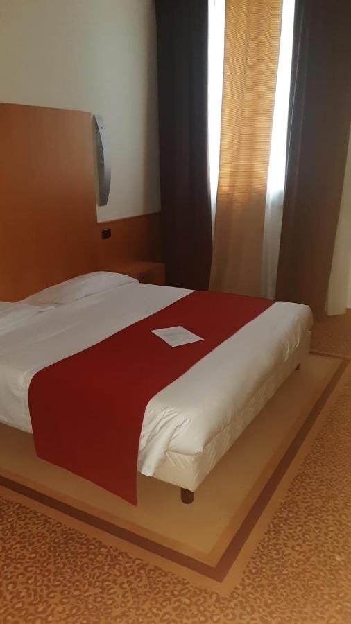 Valgrande Hotel Vogogna Екстер'єр фото